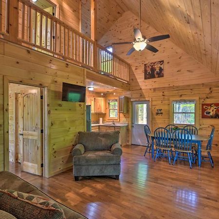 Murphy Cabin With Spacious Deck And Forest Views! Kültér fotó