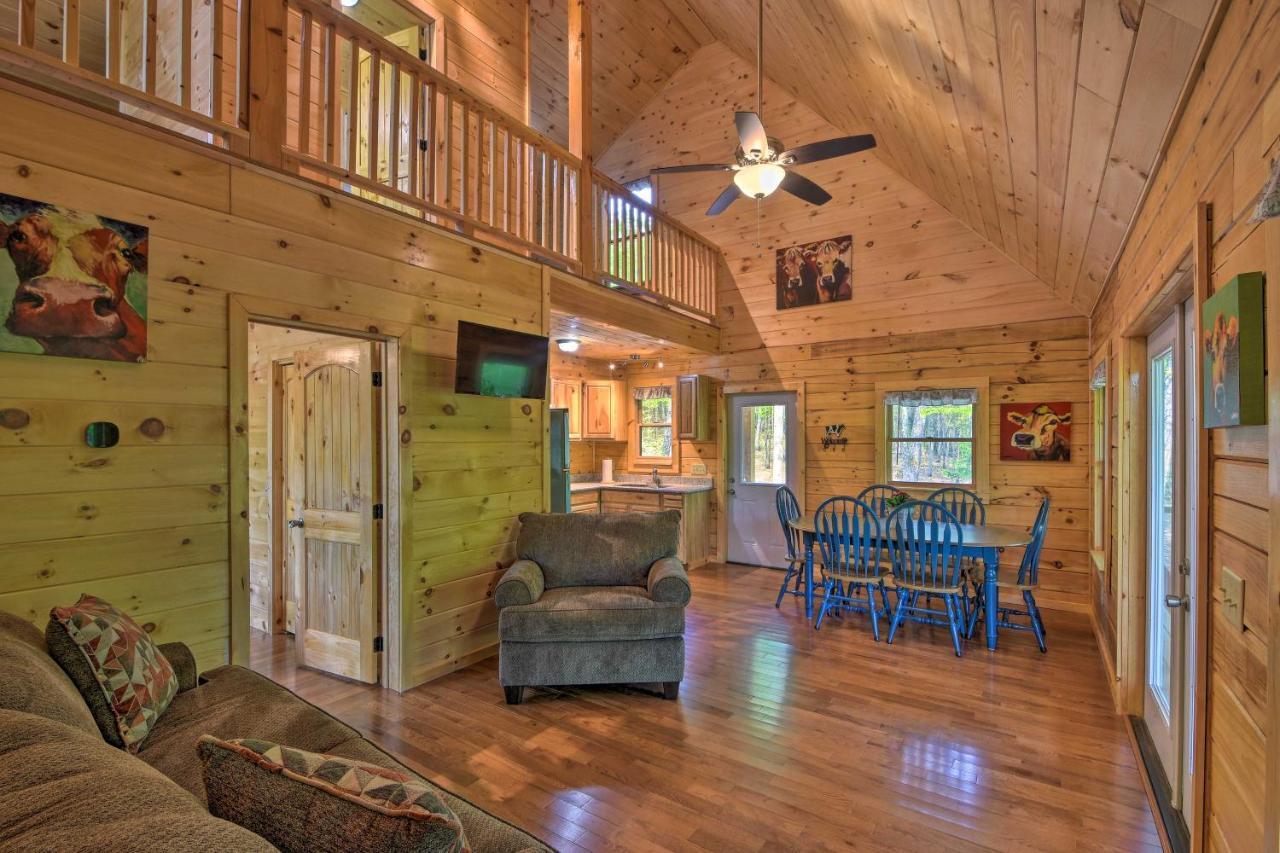 Murphy Cabin With Spacious Deck And Forest Views! Kültér fotó
