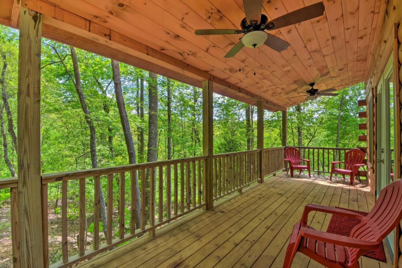 Murphy Cabin With Spacious Deck And Forest Views! Kültér fotó